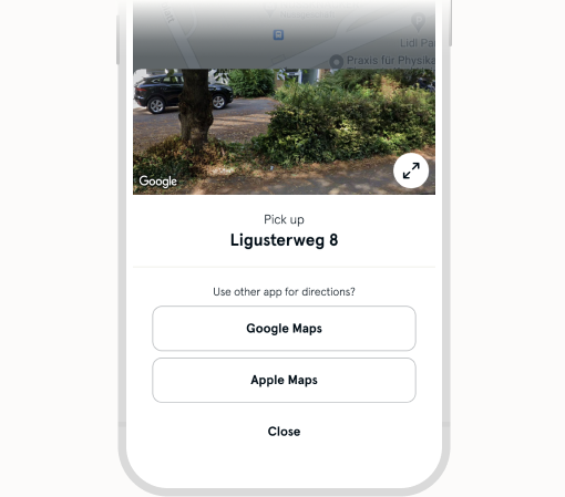 The image shows a preview of the pick-up location and the option of various navigation services for the walk to the pick-up point